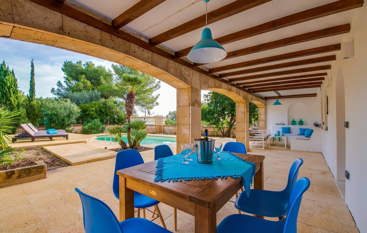 Rückzugsort mit Meerblick, Terrasse, Pool und Strand in der Nähe in Costa de Canyamel, Capdepera