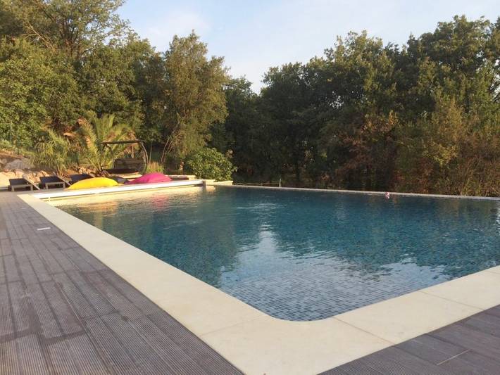 Maison d’hôte pour 6 personnes, avec terrasse et jacuzzi ainsi que piscine et jardin à Les Adrets-de-l'Estérel - 3