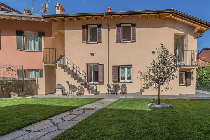 Gîte pour 4 personnes, avec Jardin à Lierna - 3