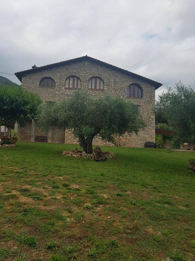 Casa rural para 10 personas, con Balcón y Terraza además de Jardín y Piscina en Besalú - 3