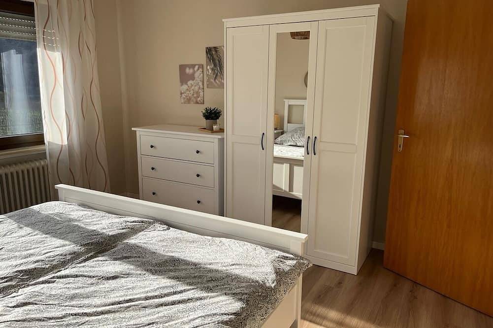 Ganze Wohnung, Frisch renovierte Ferienwohnung im Weingut. in Winningen, Osteifel