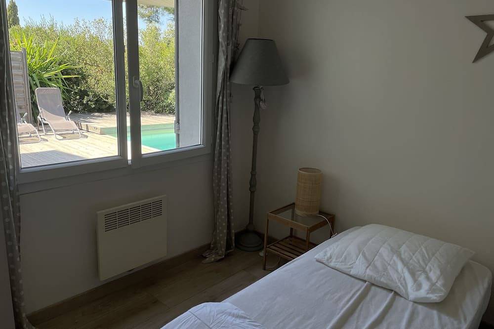 Villa coup de cœur en front de mer avec vue mer piscine et spa in Le Pradet, Côte méditerranéenne (France)
