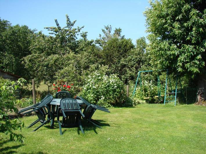 Gîte pour 6 personnes, avec jardin à Le Châtenet-en-Dognon - 2