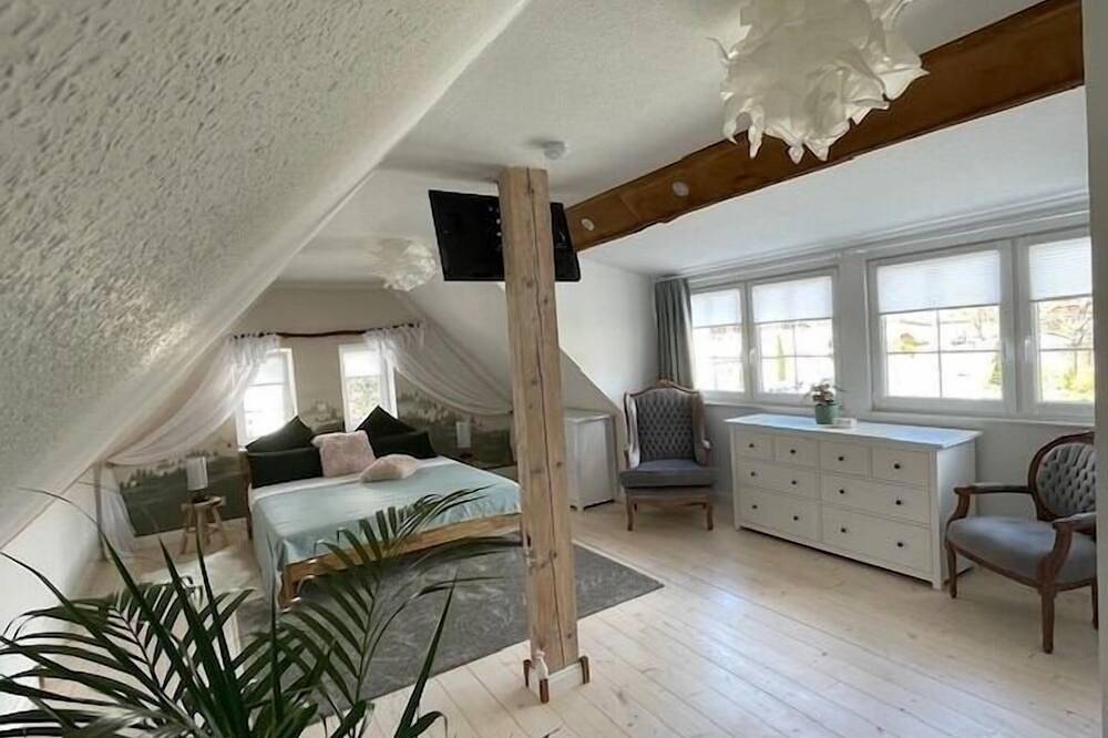 Entire apartment, Ferienwohnung/app. für 4 Gäste mit 126m² in Wernigerode in Wernigerode, Harzvorland