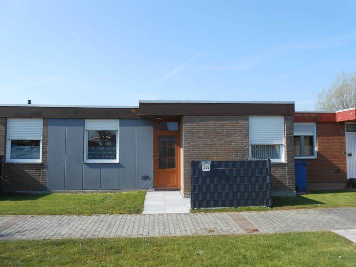 Bungalow für 5 Personen, mit Terrasse und Garten