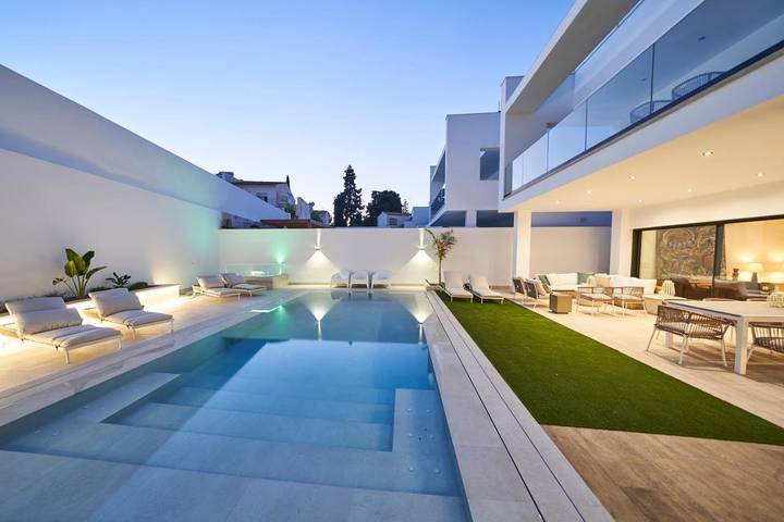 Chalet para 10 personas, con vistas además de piscina y terraza en Axarquía - 4