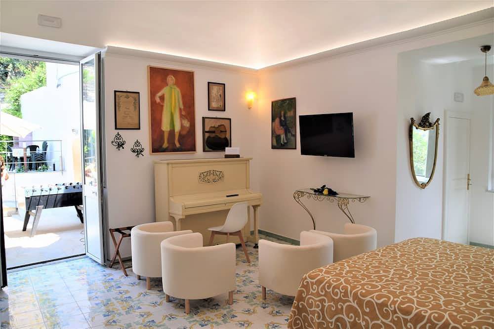 Up to 11 people in this villa in Meta di Sorrento with breathtaking views! in Meta, Península Sorrentina