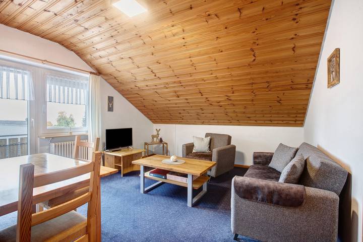 Ferienwohnung für 2 Personen, mit Balkon und Garten in Höchenschwand