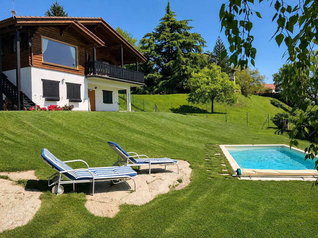 Villa Tirolese in Agra, Lago Maggiore (Lombardei)