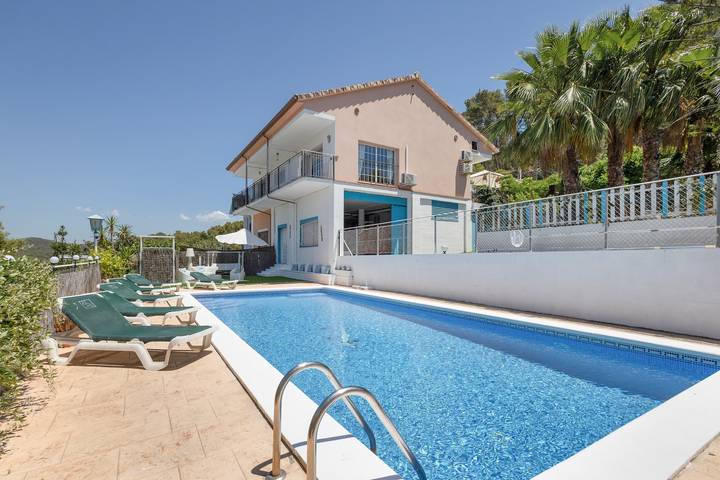 Apartamento para 11 personas, con Balcón y Jardín en Garraf