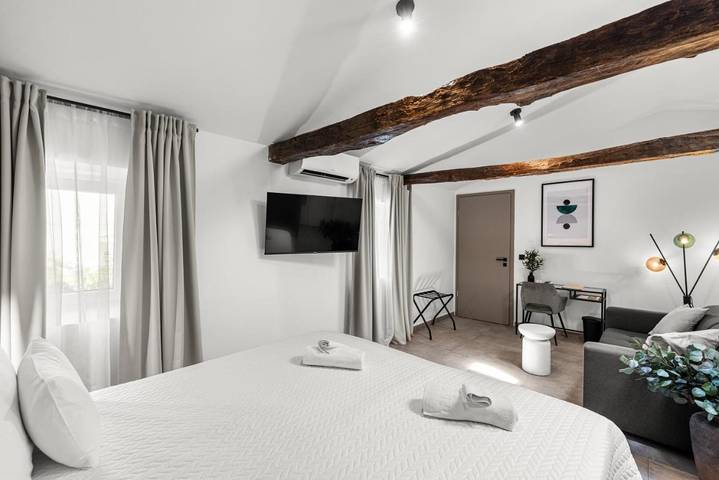 Chambre d’hôte pour 2 personnes, avec Terrasse et Vue à Buzet - 2