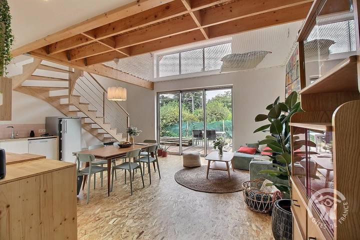 Gîte pour 4 personnes, avec jardin et terrasse dans Plage de la Ville Berneuf - 4