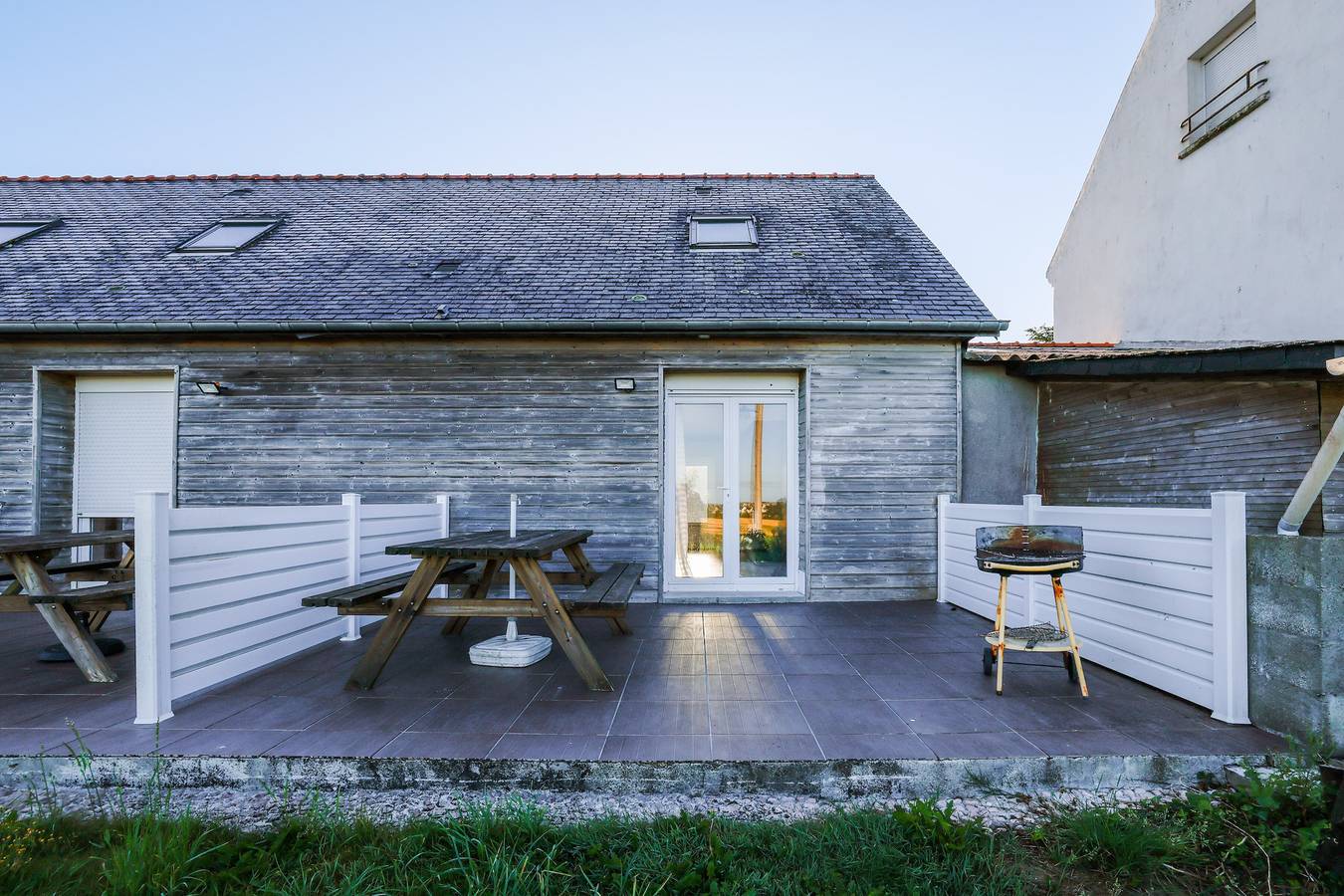 Petite maison "Gite Triskel" avec terrasse privée, jardin partagé et Wi-Fi in Cast, Région de Châteaulin