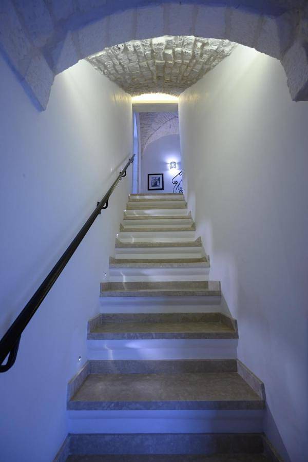 Maison d’hôte pour 4 personnes, avec jacuzzi ainsi que terrasse et piscine à Martina Franca - 2