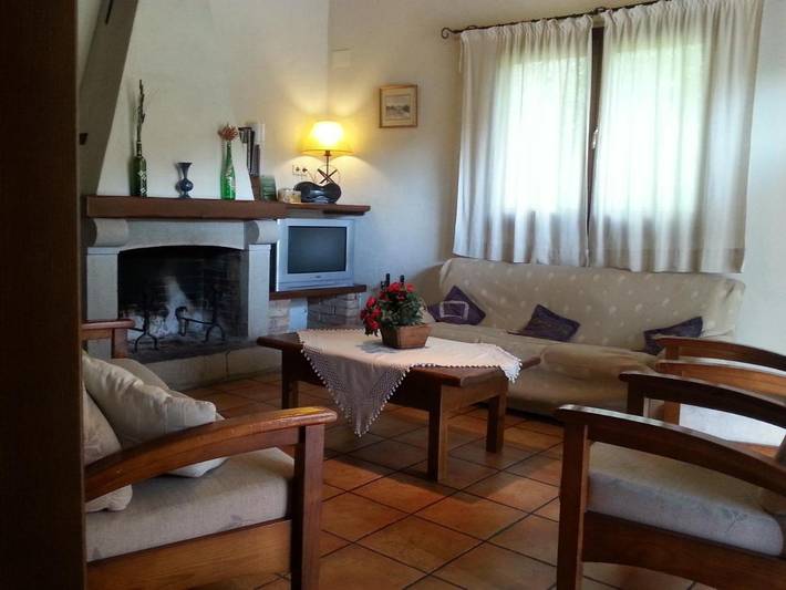 Ferienhaus für 10 Personen, mit Ausblick und Garten sowie Pool - 1
