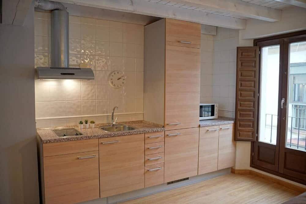 Entire apartment, Editar Intimate retreat with Andalusian essence 4 in Úbeda, Jaén Province