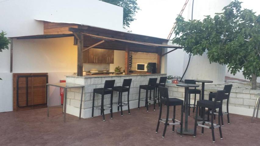 Casa rural para 11 personas, con vistas además de terraza y piscina en Baena  - 4