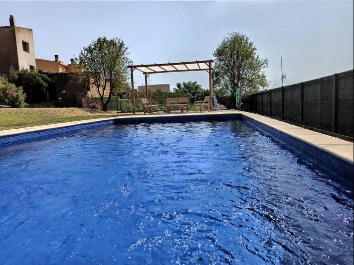 Ferienhaus für 6 Personen, mit Meerblick und Pool sowie Garten und Balkon - 1