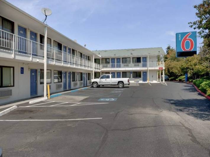 Ganze Wohnung, 1 Queen -bett -zimmer, Kostenloses Wlan in Bellingham, Washington