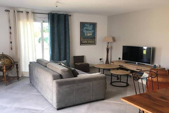 Kommentar folgt in Kürze in L'Houmeau, La Rochelle und Umgebung