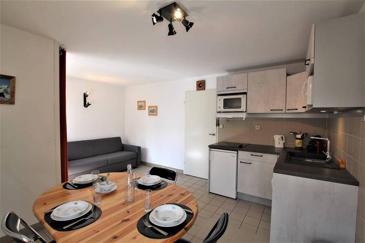 Chalet pour 4 personnes, avec balcon et vue dans Serre Chevalier