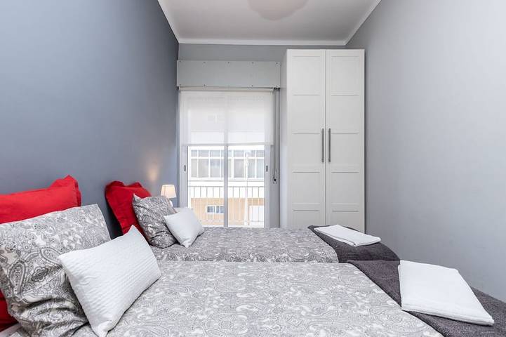 Apartamento entero, Sooty Blue Apartment, Wifi in Sé (Faro), Faro (Sé e São Pedro)
