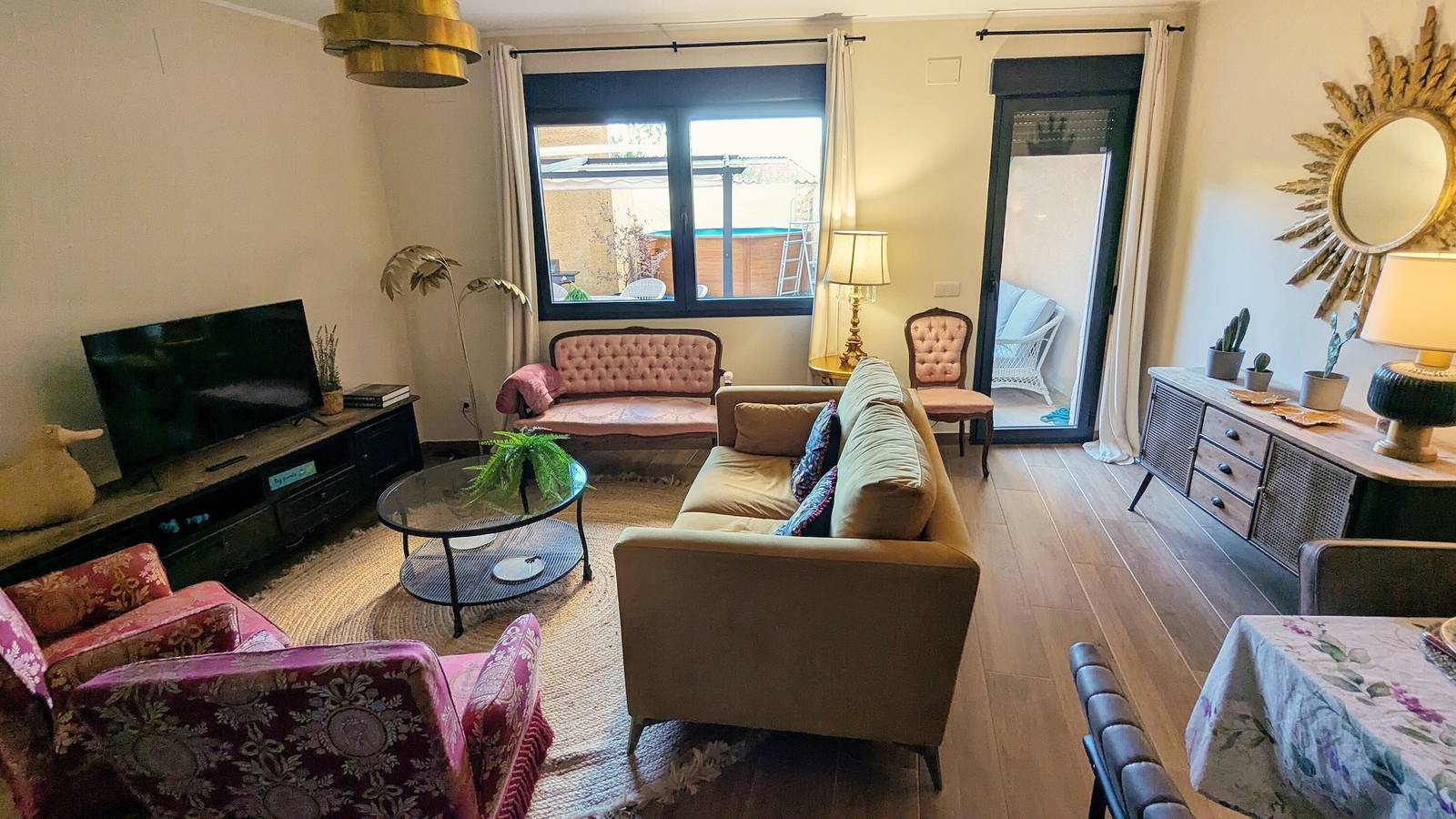 Ganze Wohnung, Apartment 'El Palacete del Secretario-2 Schlafzimmer' mit privatem Pool, Wlan & Klimaanlage in Roda de Eresma, Segovia Provinz