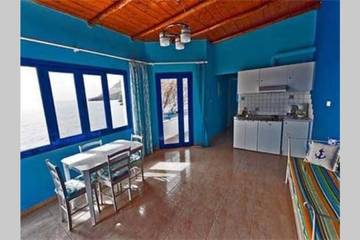 Gîte pour 3 personnes, avec vue et balcon dans Chóra Sfakíon