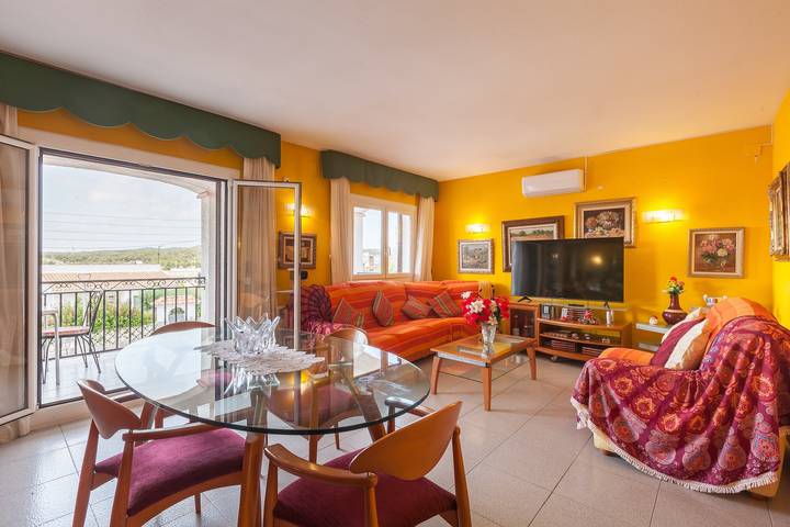 Maison de vacances « Villa Lilia » avec vue mer, piscine privée et Wi-Fi in Vilanova i la Geltrú, Garraf