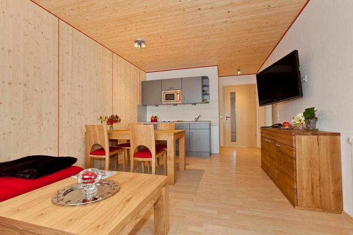 Ferienwohnung für 4 Personen, mit Balkon und Terrasse sowie Garten in Bad Windsheim - 3
