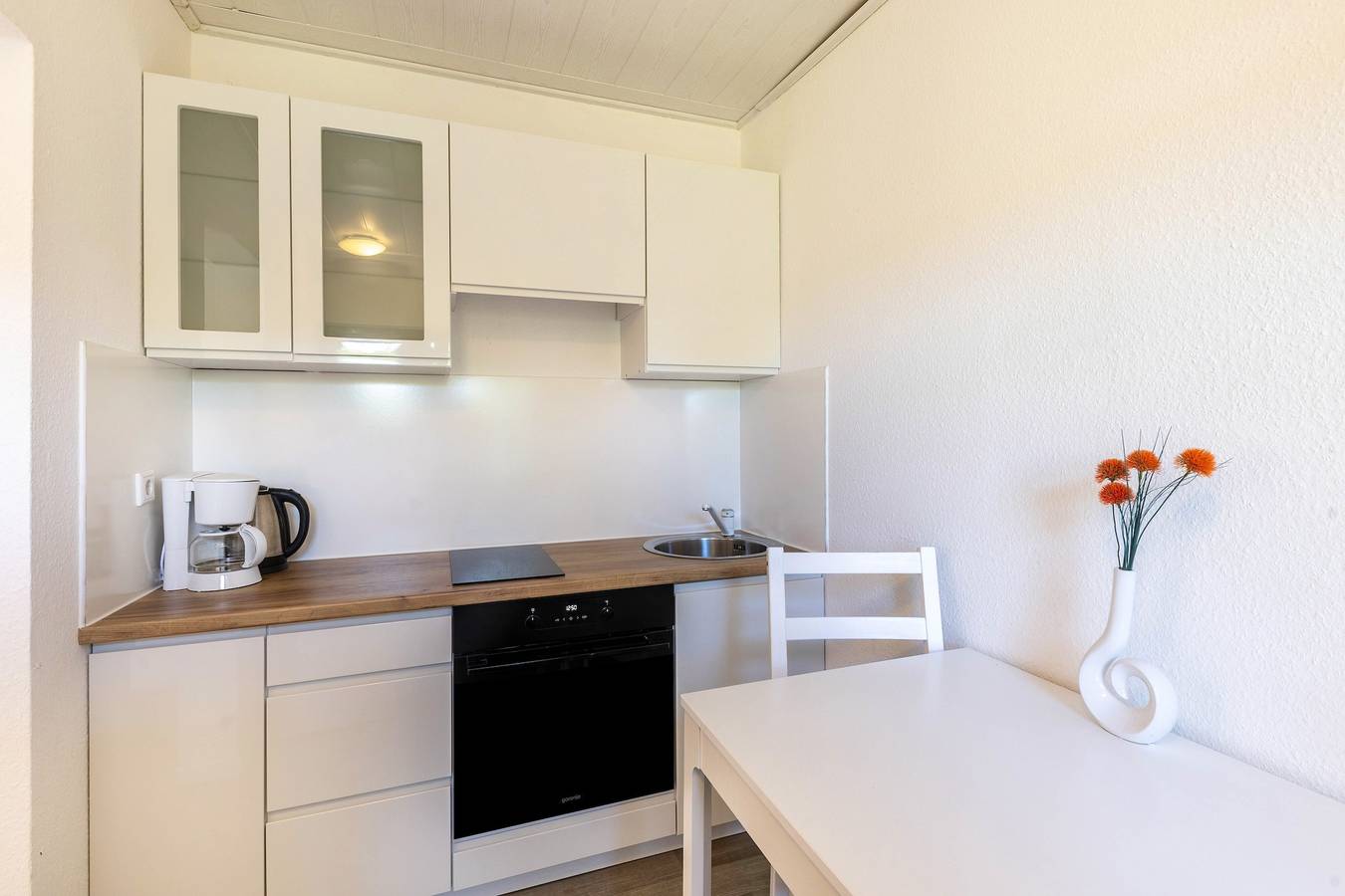 Ferienhaus Orange mit eigener Terrasse und Wlan in Niedenstein, Schwalm-Eder-Kreis