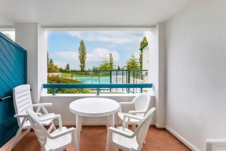 Appartement de vacances pour 4 personnes, avec vue ainsi que terrasse et piscine, animaux acceptés - 1