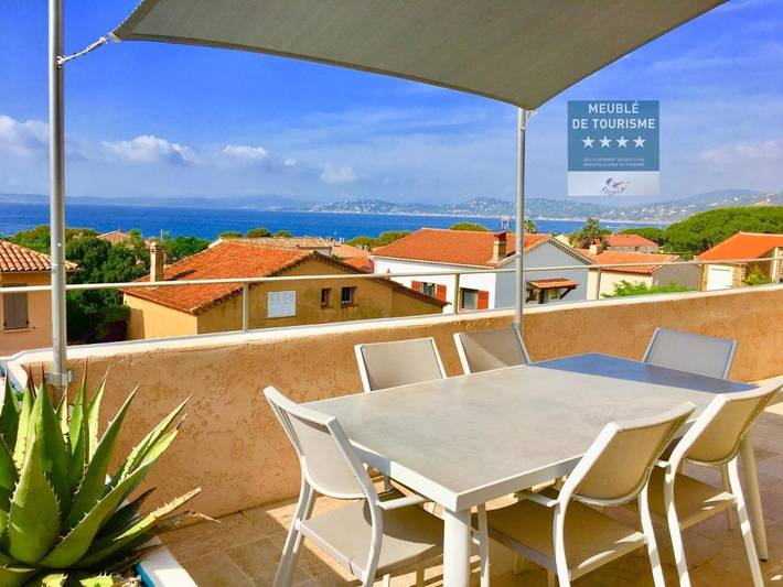 Gîte pour 4 personnes, avec vue et terrasse dans Plage de San Peire
