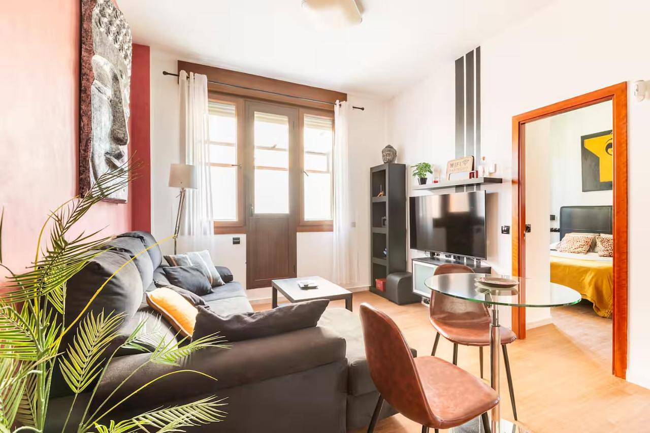 Apartment with Terrace in Este-Alcosa-Torreblanca, Sevilla
