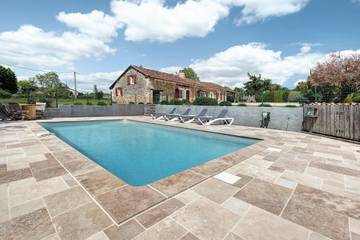 Holiday Rental for 8 People in La Chapelle-Gonaguet, Périgord Blanc, Photo 2