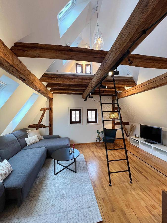 Ferienwohnung für 8 Personen, mit Balkon