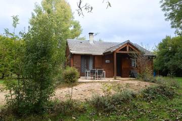Gîte pour 4 personnes, avec jardin à Chanac