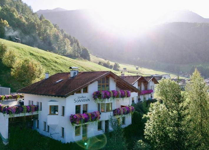 Ferienwohnung für 2 Personen, mit Balkon und Terrasse sowie Ausblick