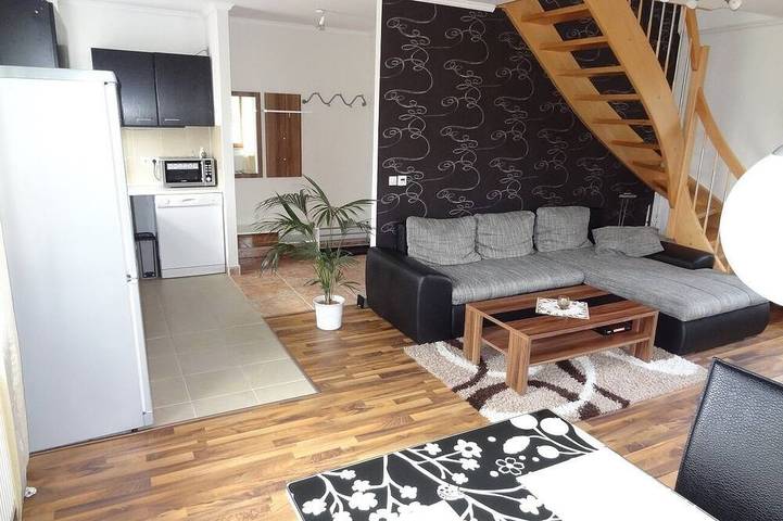 Apartamento de vacaciones para 5 personas, con jardín y balcón - 1