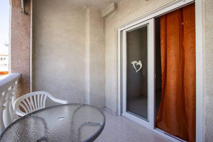 Ferienwohnung für 6 Personen, mit Balkon und Pool in Torrevieja - 4