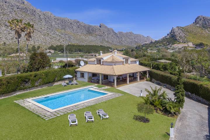 Chalet para 6 personas, con terraza y jardín en Boquer