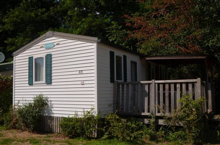 Camping pour 4 personnes, avec piscine et balcon