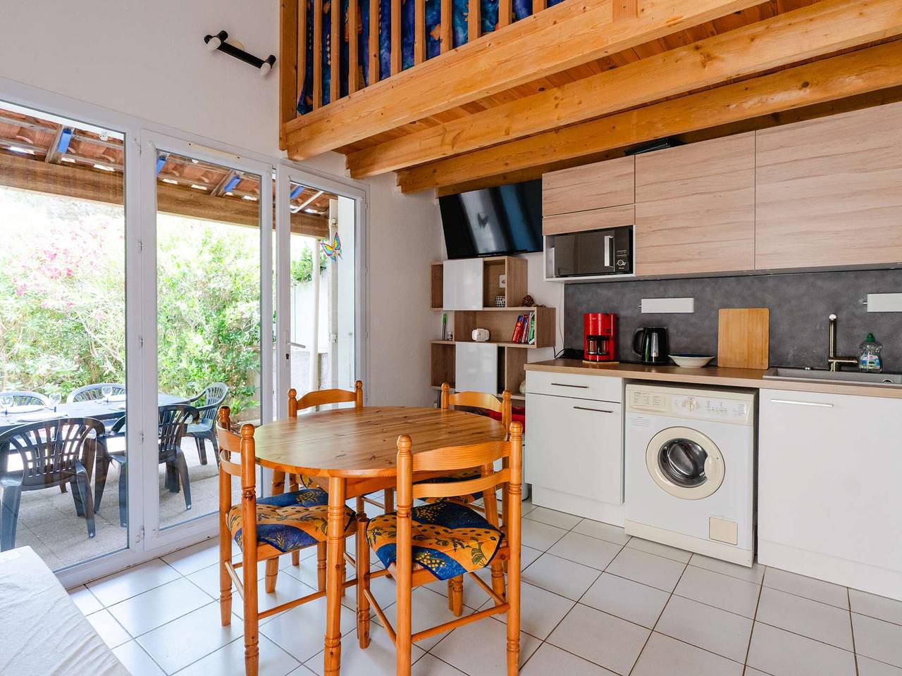 Klimatisierter T2 Pavillon mit Großer Terrasse in Gruissan (Ville), Gruissan