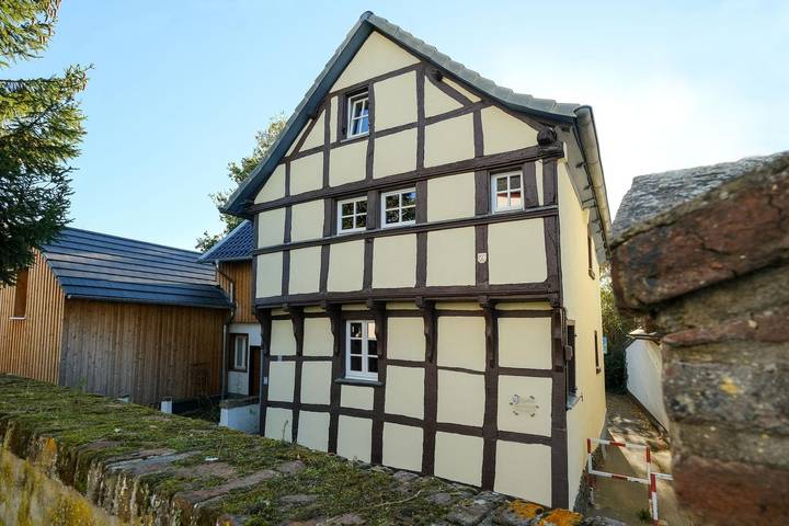 Ferienhaus für 5 Personen, mit Terrasse und Garten sowie Sauna in Euskirchen