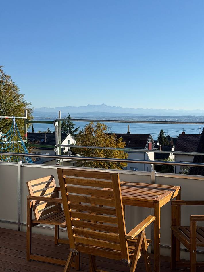 Ganze Wohnung, Ferienwohnung 'Birne' mit Seeblick, Gemeinschaftsgarten und WLAN in Meersburg, Region Bodensee-Oberschwaben