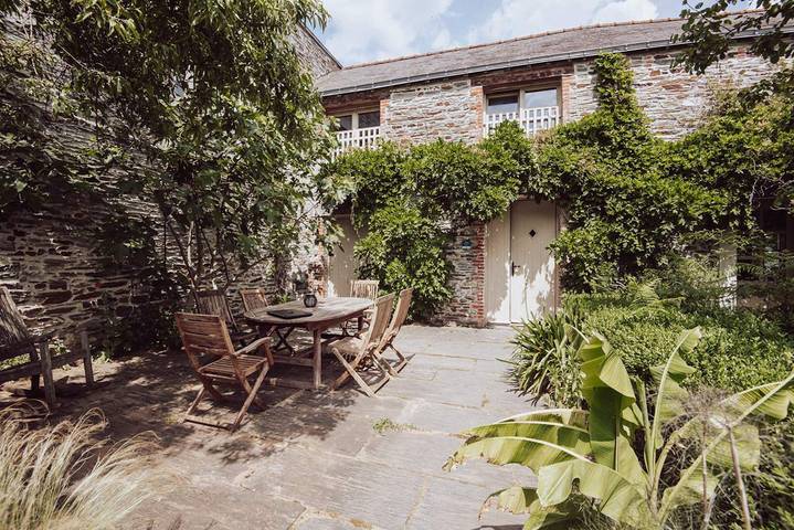 Appartement de vacances pour 6 personnes, avec jardin ainsi que piscine et terrasse, animaux acceptés