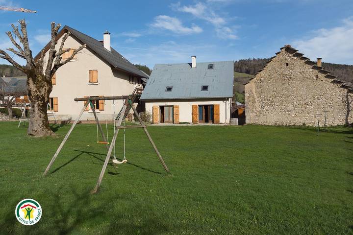 Maison de vacances pour 5 personnes, avec Terrasse et Jardin à Corrençon-en-Vercors