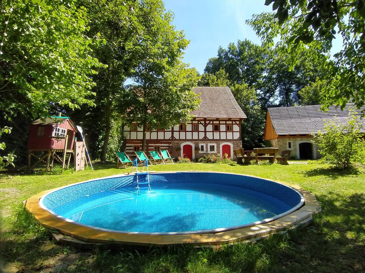 Chatka Zimorodka in Niederschlesien