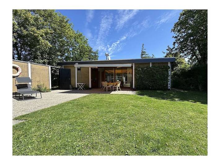 Ferienhaus für 6 Personen, mit Terrasse und Garten in Scharendijke