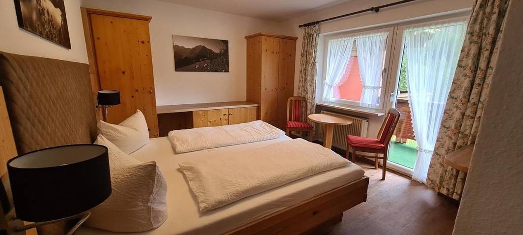 Maison d’hôte pour 2 personnes, avec vue ainsi que jardin et sauna, animaux acceptés à Mittelberg - 2